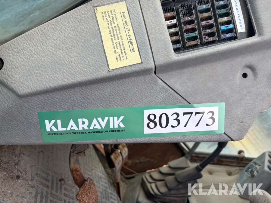 Traktor Messy Ferguson B 75/4 4x4