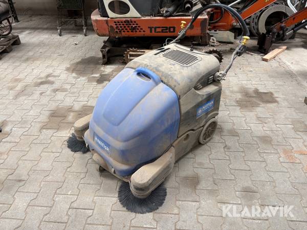 Fejemaskine Nilfisk Flirter 760