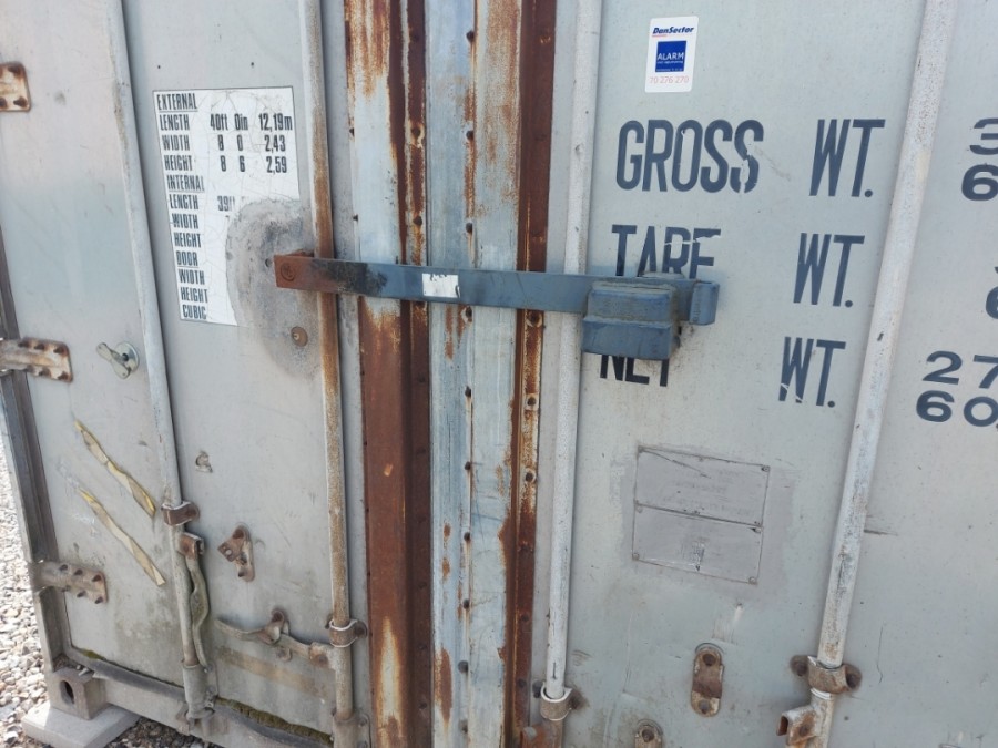 Container