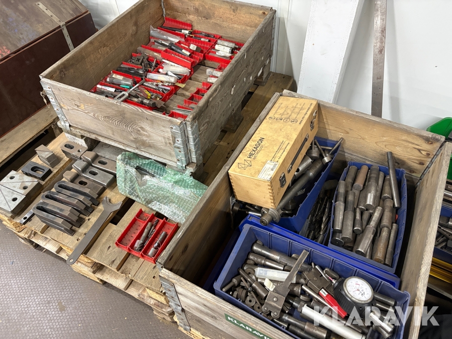 Bor - stort blandet lot