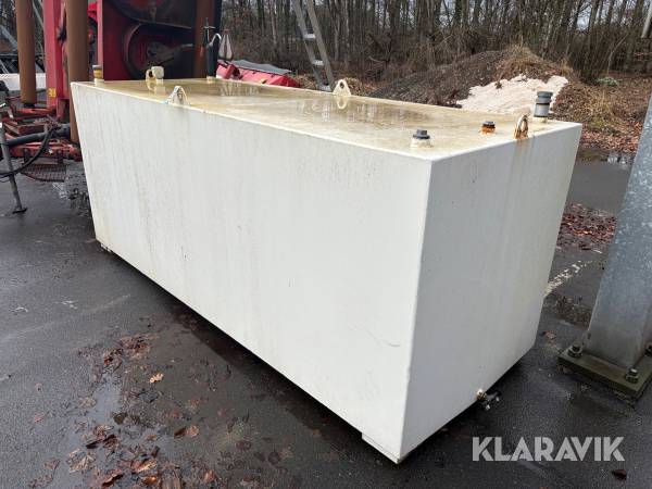 Olietank KN Smede- & Beholderfabrik A/S C3A 5000 Liter