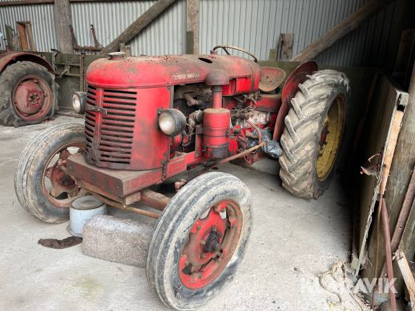 Veterantraktor David Brown Cropmaster