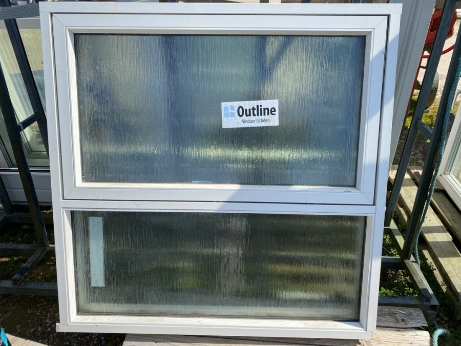 Vindue alu / træ med råglas 119x119