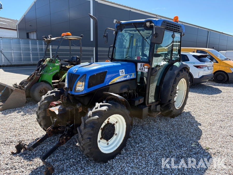 Traktor New Holland T4050F 4WD 7.50R18 A8 / 13