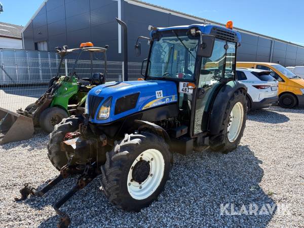Traktor New Holland T4050F 4WD 7.50R18 A8 / 13