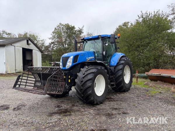 Traktor New Holland 4WD T7. 270 med frontlift