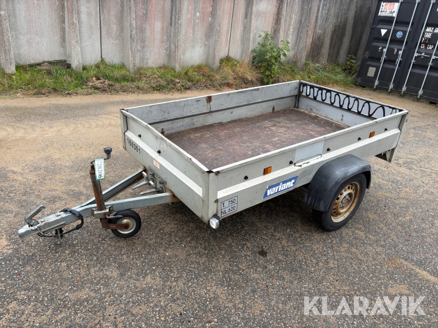 Trailer Variant 750 kg med tip