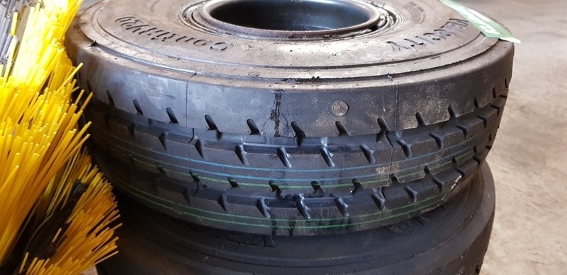 Koste og hjul til fejemaskine 