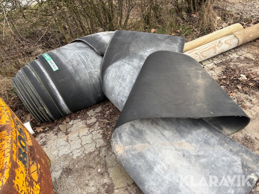 Gummibånd brugt til et transportbånd