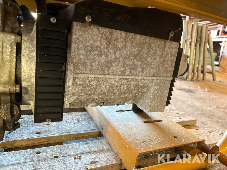 Generator Subaru Leader 6010