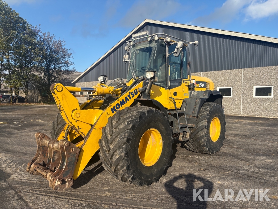 Gummiged Komatsu WA270-7