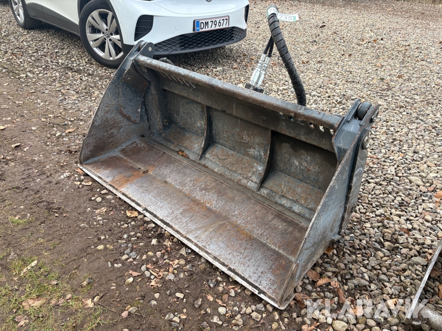 4-i-1 skovl Avant A428472