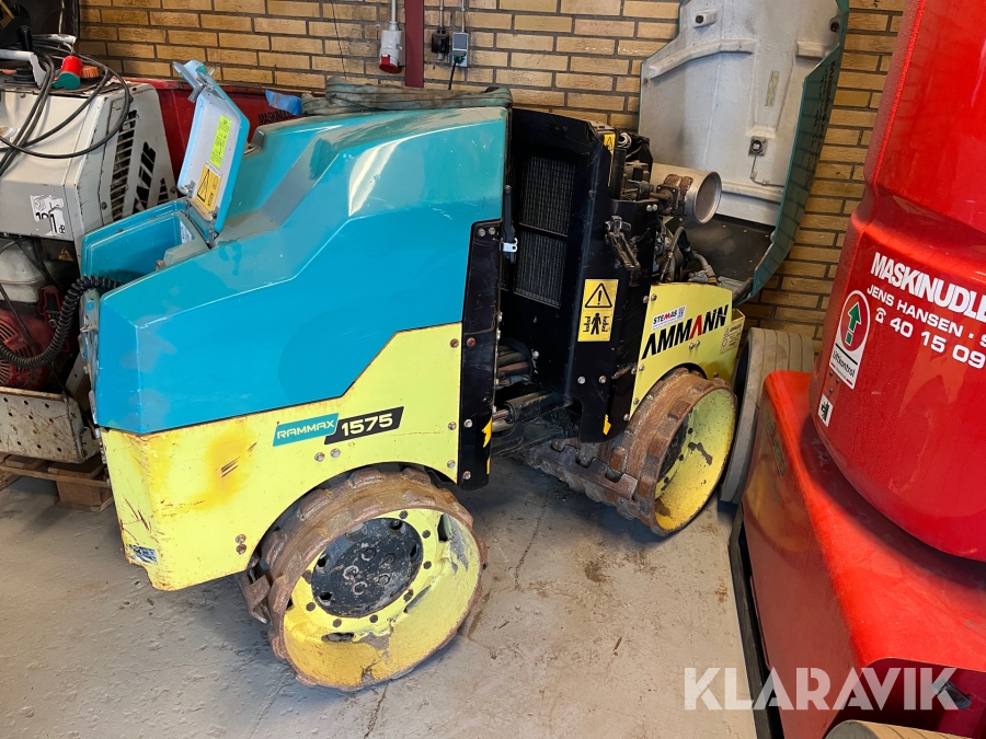 Råjord kompakter Rammax 1575