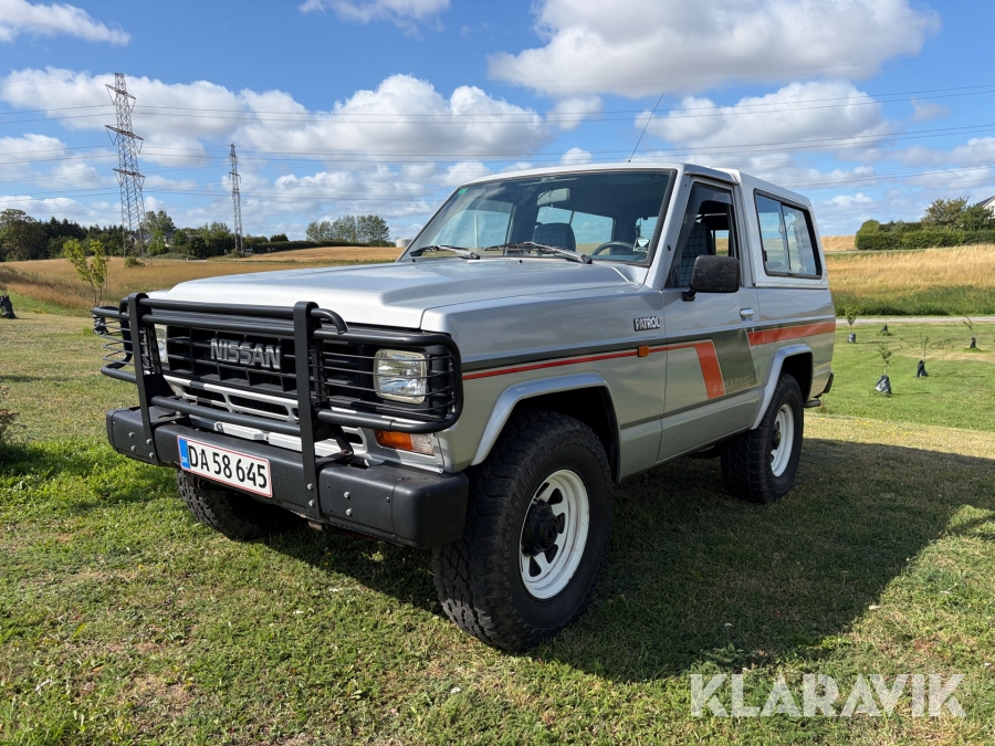 Personbil Nissan Patrol 3.3D