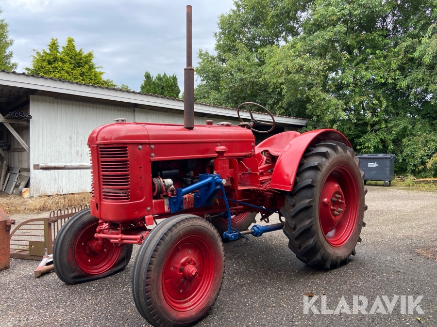Veteran traktor Volvo T25