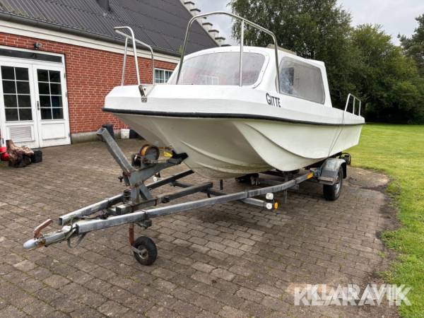 Båd - med bådtrailer