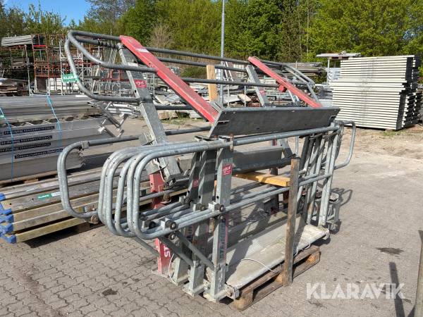 Stilladshejs Steinweg med platform