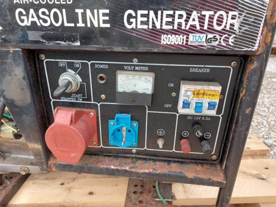 Generator