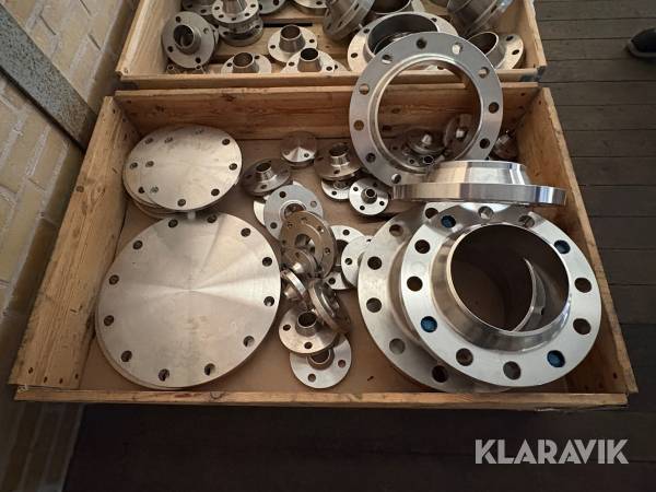 Flange