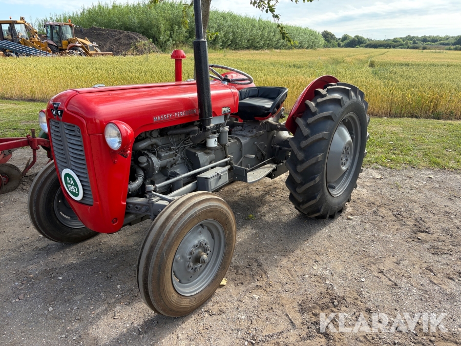 Veterantraktor Massey Ferguson 35