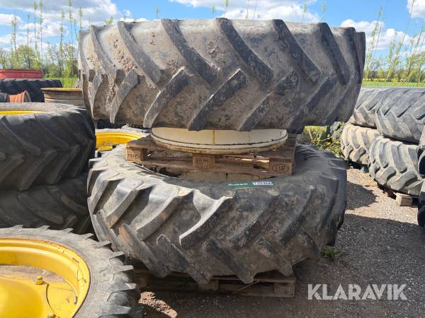 Tvillingehjul Continental 520/85R46 2 styk med spænder