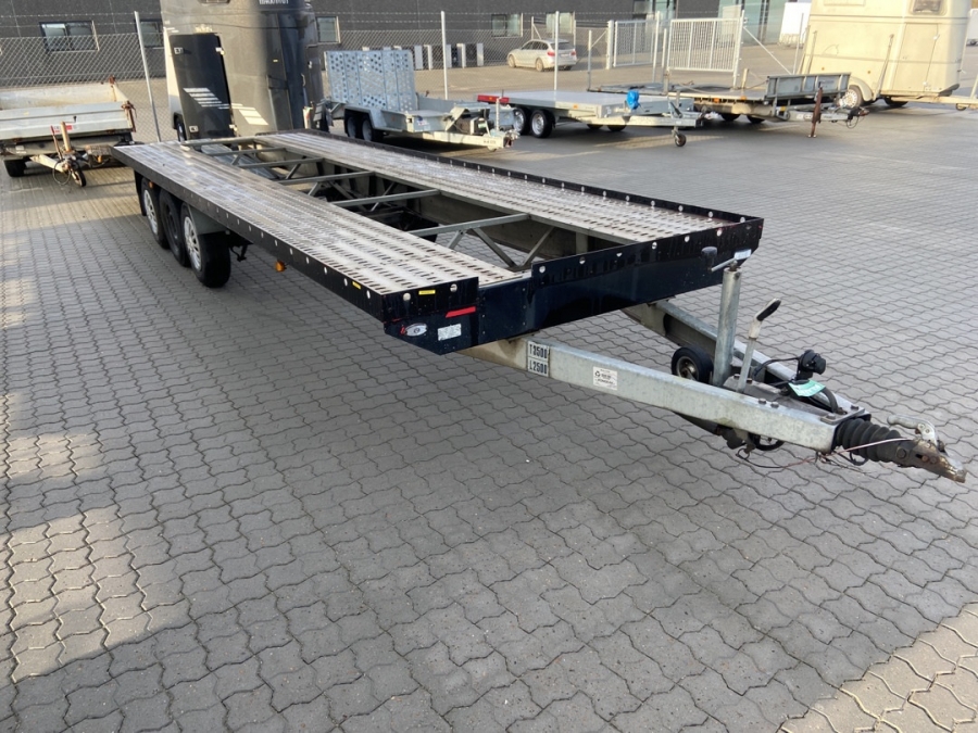 2 bils Autotrailer