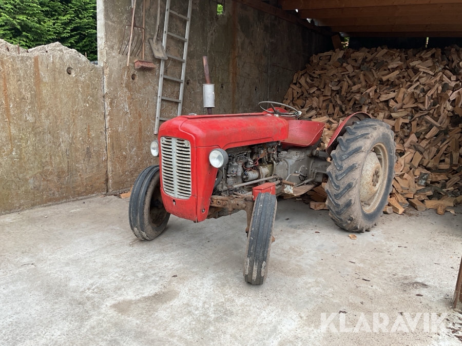 Veterantraktor Massey Ferguson 35