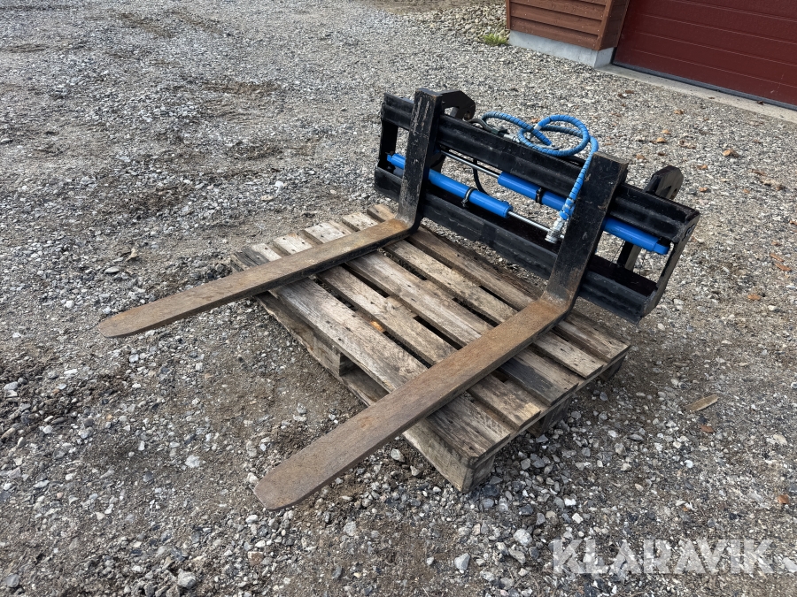 Hydrauliske pallegafler 2500 kg med Volvo L30 fæste