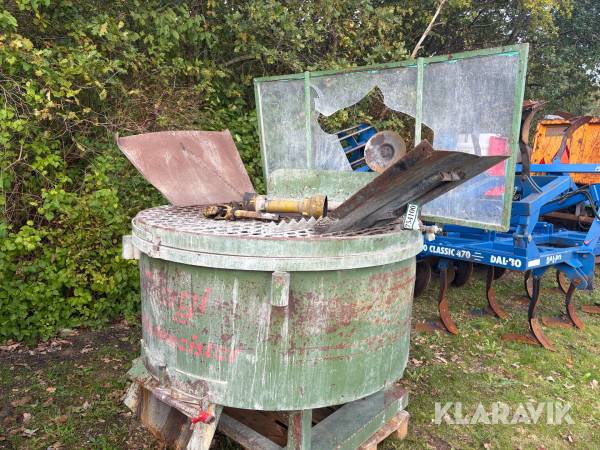 Tvangsblander Fliegl Mischmeister - til traktor/PTO - cirka 800L