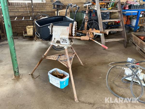 Gevindskæremaskine Ridgid 300 Tristand