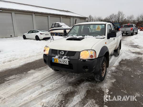 Pickup Nissan Navara D22 2.5 DI 4x4 King Cab