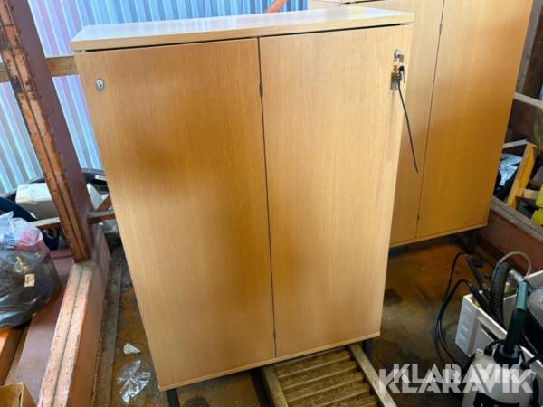 Egestræsskabe en palle med 3 styk.