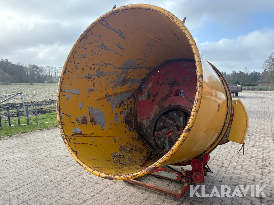 Halmudlægger Teagle Tomahawk 5050 - brugt til jordbær