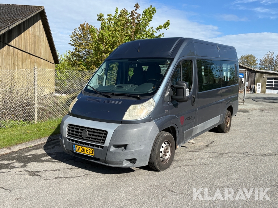 Minibus Fiat Ducato 33 9 personer