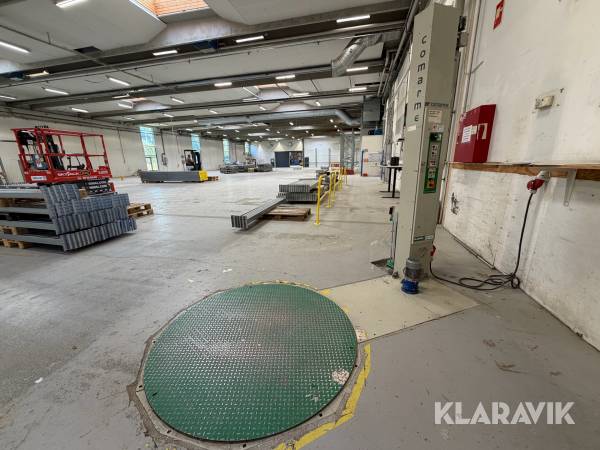 Strækfilmsmaskine Comarme Ronda Beta Plus stationær fuldautomatisk med drejebord til palleindpakning