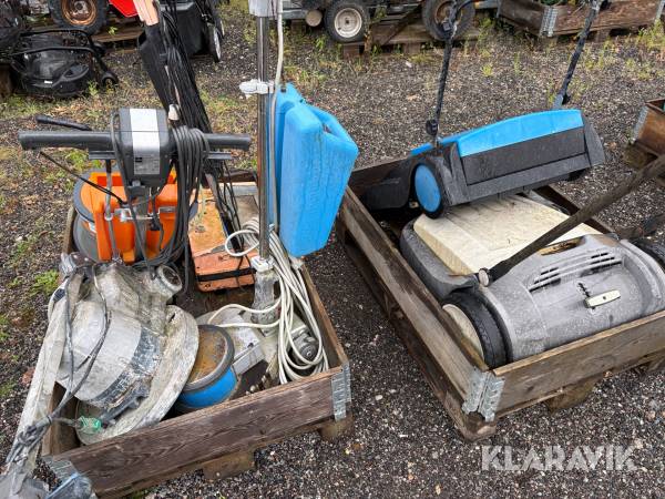 Blandet lot fejemaskiner og Gulvpolere