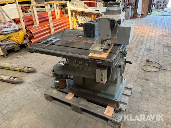 Multimaskine IMA EOLIA 300