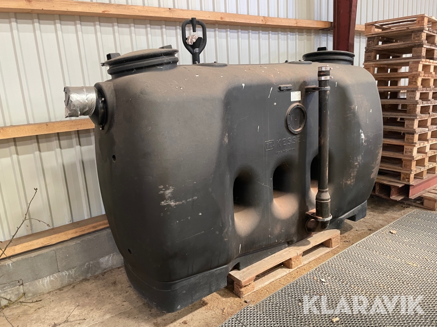 Fedtudskiller Kessel 1900liters i plastik