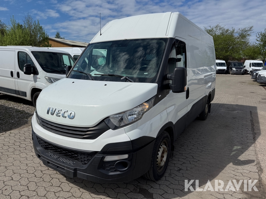 Varebil Iveco 35s16 2,3d 12m3 Aut.