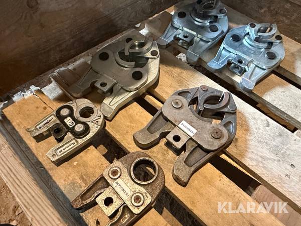 Presbakker og presstænger Geberit med flere, blandede modeller og dimensioner