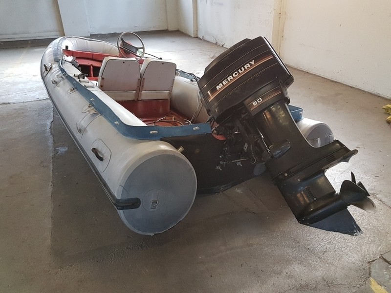 Ribbåd med 60 HK motor
