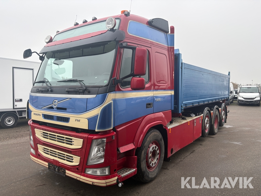 Lastbil Volvo FM 500 med tipkasse