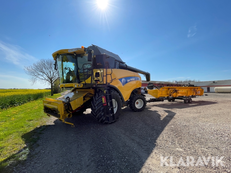 Mejetærsker New Holland CX8090 30 fod