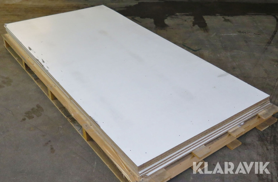 Spånplader melamin hvid 12 millimeter med huller 7 styk