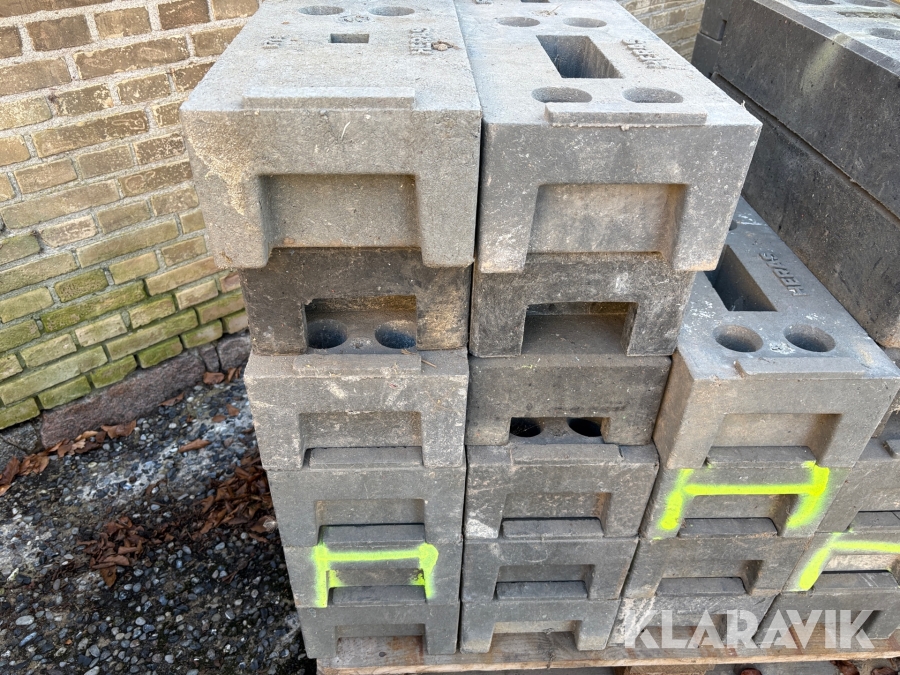 Hegnsfødder Heras 12 styk