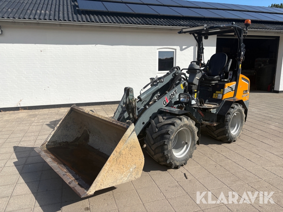 Minilæsser Giant G2700HD+ X-TRA + tilbehør