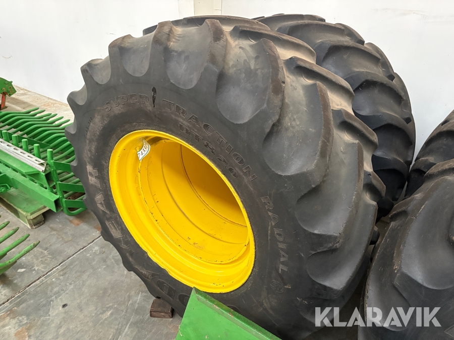 Tvillingehjul Goodyear DT820 2 styk + låse