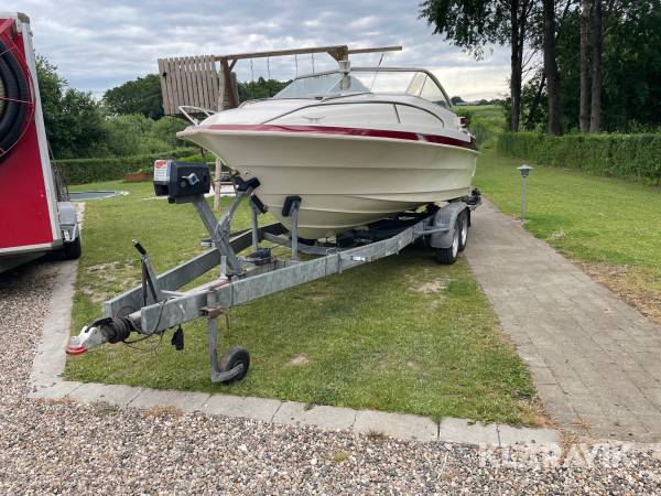 Båd Skibsplast 560 med trailer
