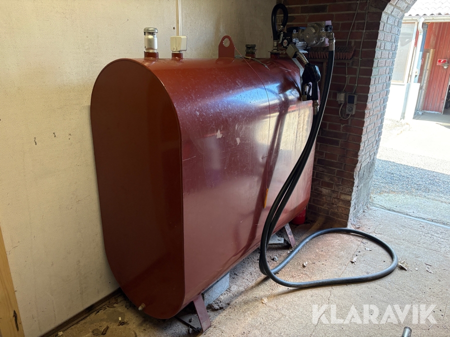 Dieseltank med pumpe KN 1200L