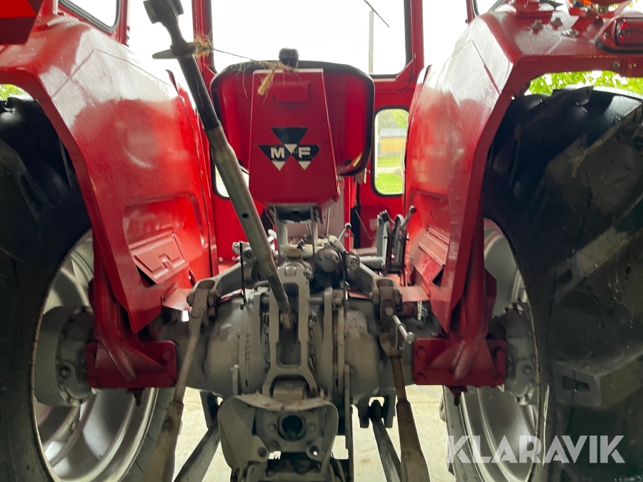 Veterantraktor Massey-Ferguson 185